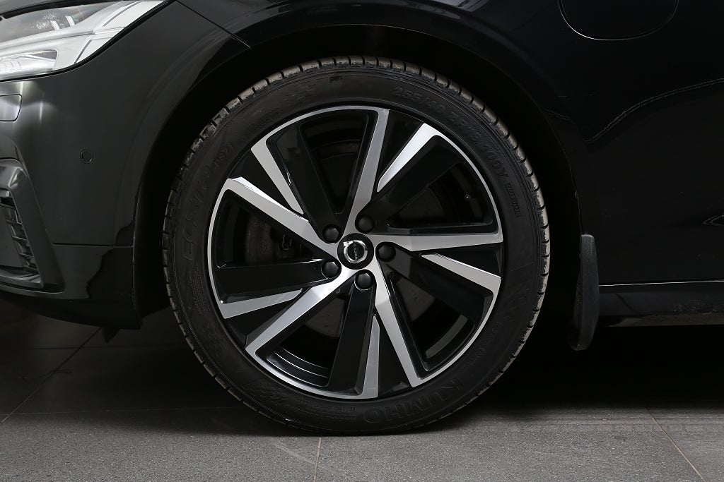 Volvo V90 Recharge T8 II R-Design AWD Pano 360° HuD Loungepkt