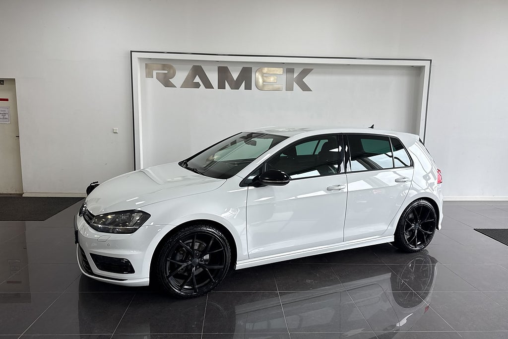Volkswagen Golf 5-dörrar 1.4 TSI GT R-line V-hjul Värmare