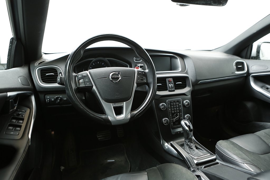 Volvo V40 T3 152hk R-Design Aut VOC 2019