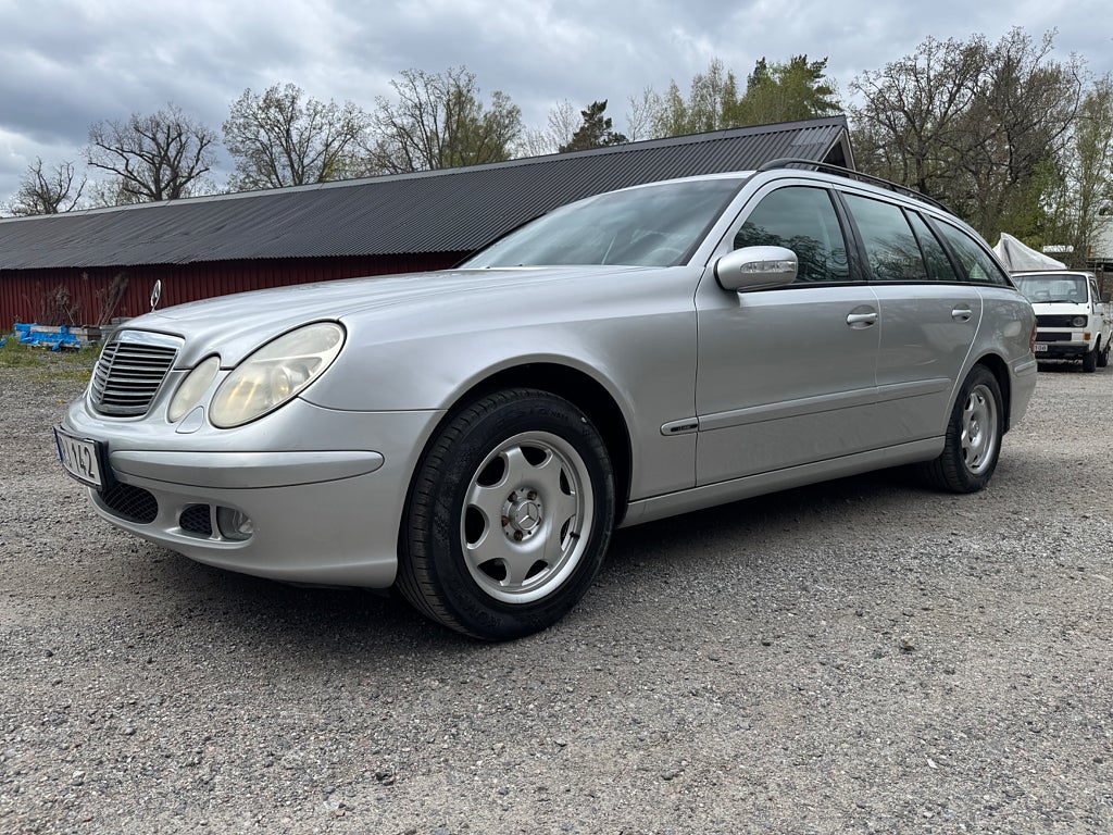 Mercedes-Benz E 200 T Kompressor 5G-Tronic Euro 4 18000mil