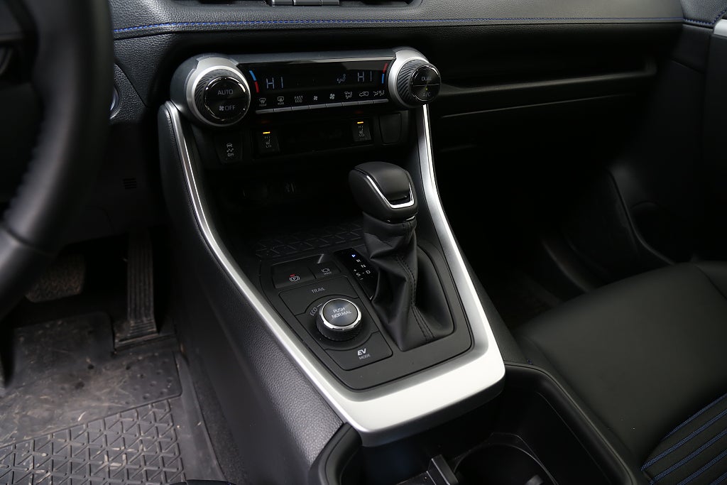 Toyota RAV4 Hybrid AWD-i E-CVT Style 222hk Leasbar