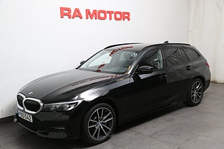 Kombi BMW 330e 1 av 28