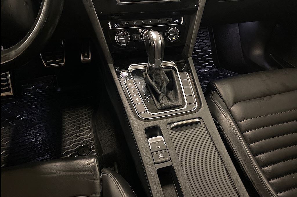 Volkswagen Passat Alltrack 2.0 TDI 4M, läder, värmare, FR 2,95%