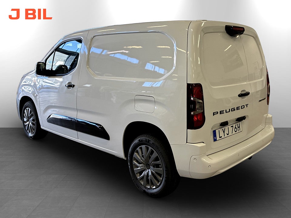Bild på Peugeot Partner Plus 130hk Aut L1 - EDITION! SERVICE & V-HJUL INGÅR!
