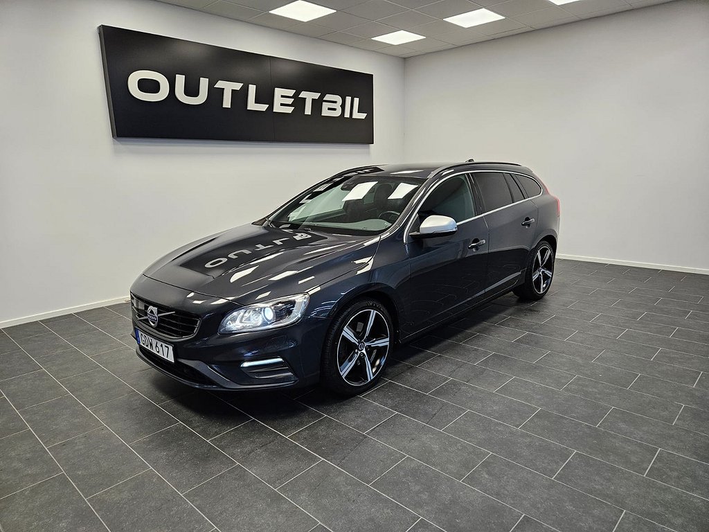 Volvo V60 D4 Geartronic Momentum, R-Design B-Kamera Navi VOC 