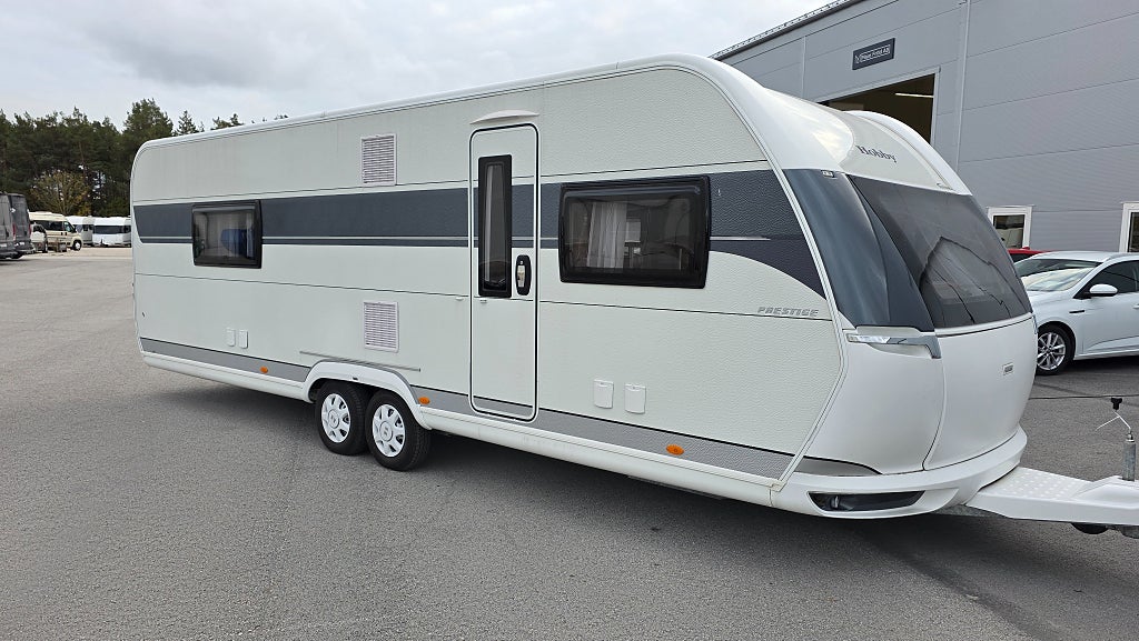 Hobby Prestige 720 WLC *Långbädd *AC *Alde *Tält 