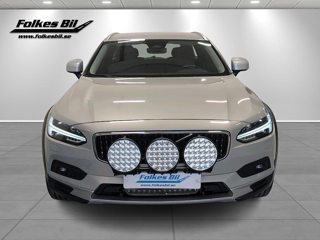 Volvo V90 Cross Country B4 197 hk AWD Geartronic Advanced Edition