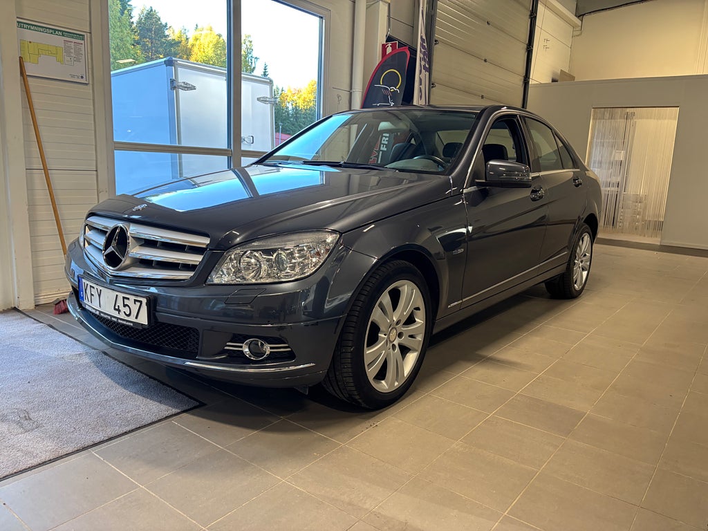 Mercedes-Benz C 180  Kompressor Avantgarde   En ägare