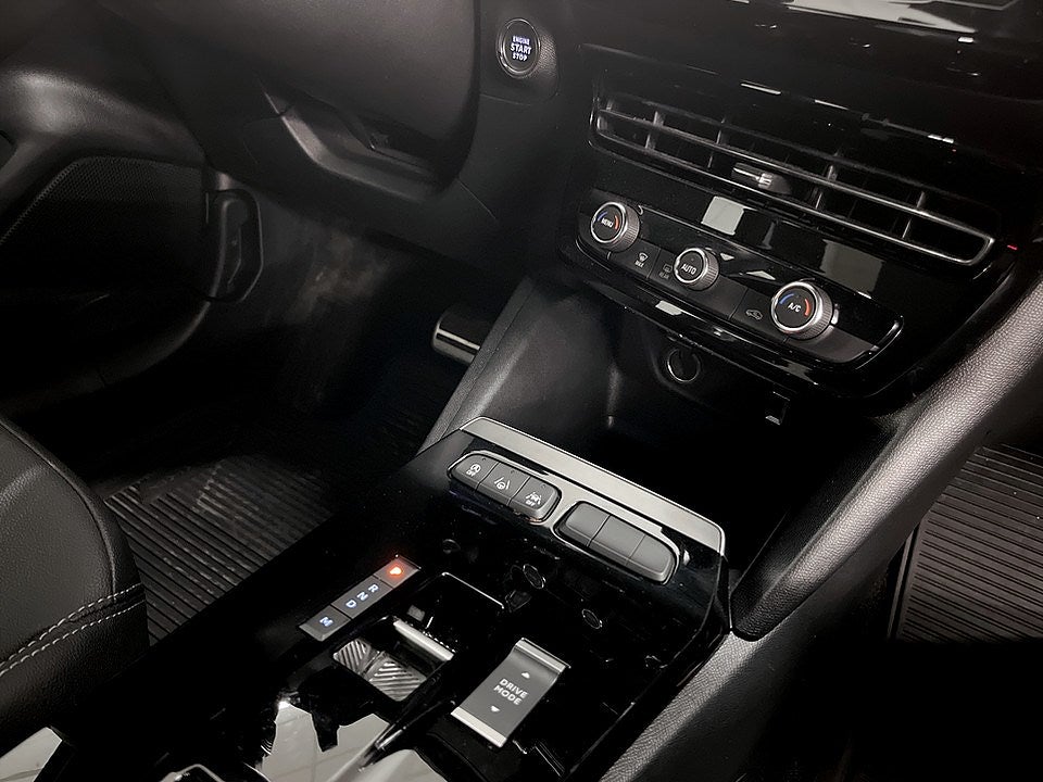 Bild på Opel Mokka Ultimate 1.2 PT 130hk Aut - B-KAMERA, CARPLAY