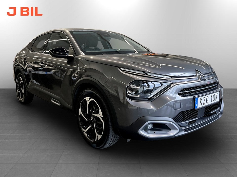 Citroën C4 X Shine 1.2 PT 130hk Aut - 360-KAMERA, CARPLAY