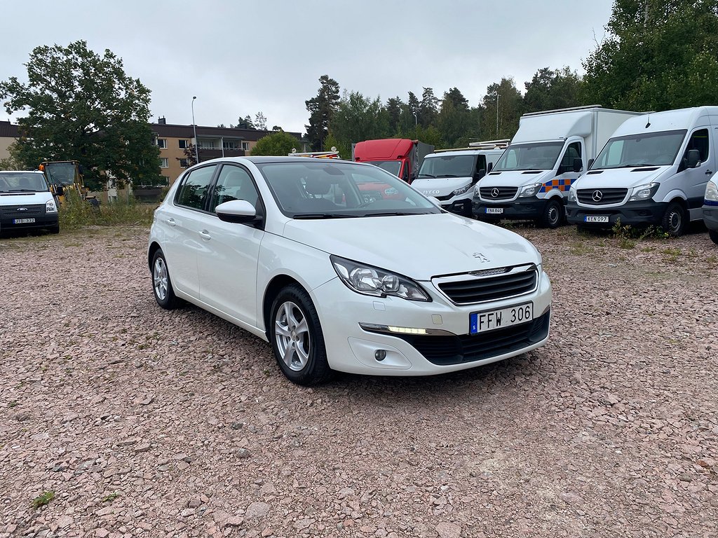 Peugeot 308 1.6 THP Active motor lampa lyser 