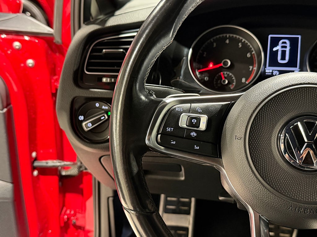 Volkswagen Golf SC 1.5 TSI 150hk DSG R-Line | Pluspaket |