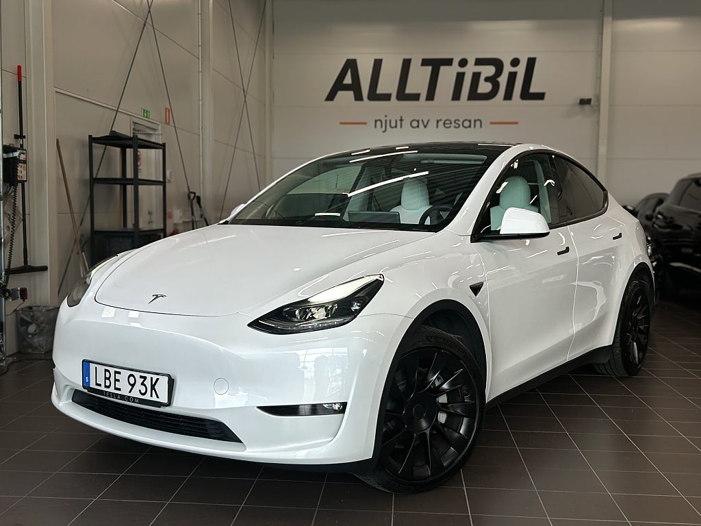 Tesla Model Y Long Range AWD 514hk 20" Autopilot 3/Pano/Läder/Kamera 