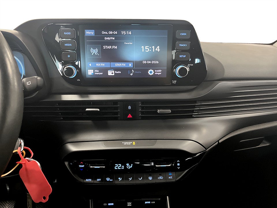 Bild på Hyundai i20 Essential 1.2 MPi 84hk B-KAMERA CARPLAY