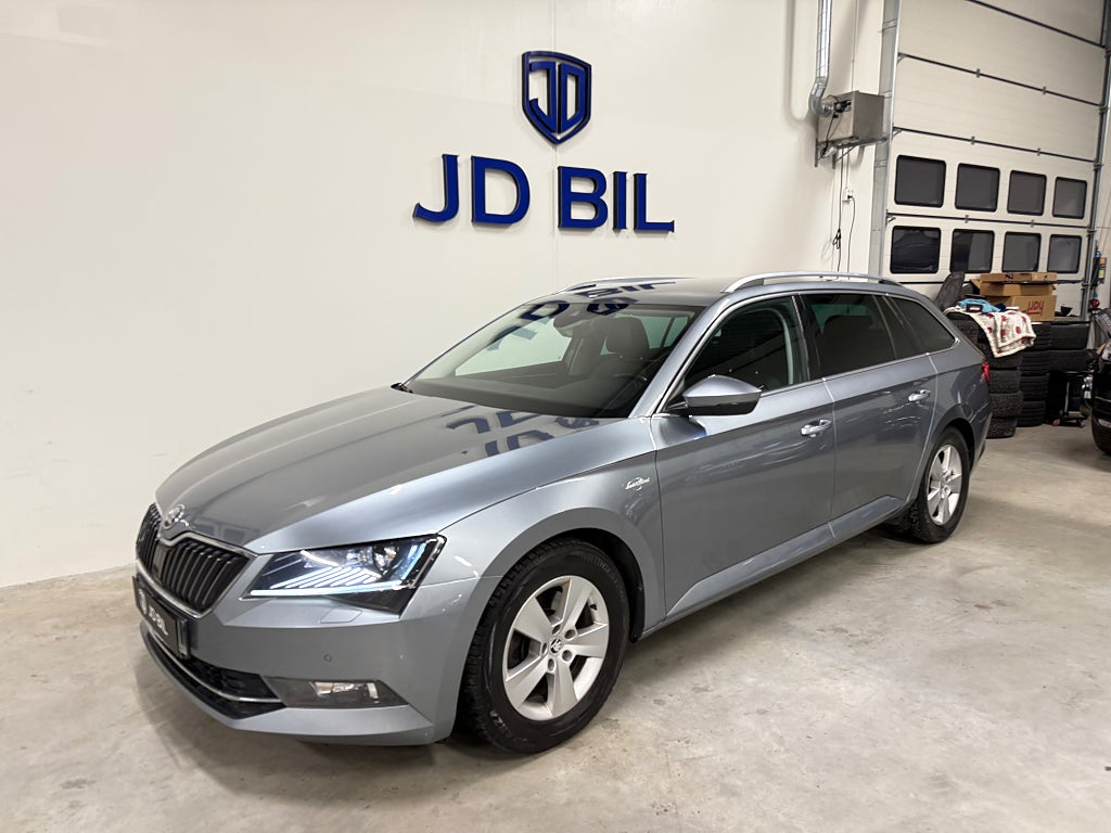 Skoda Superb Kombi 2.0 TDI SCR L&K Drag Bkamera Navi Canton 190hk
