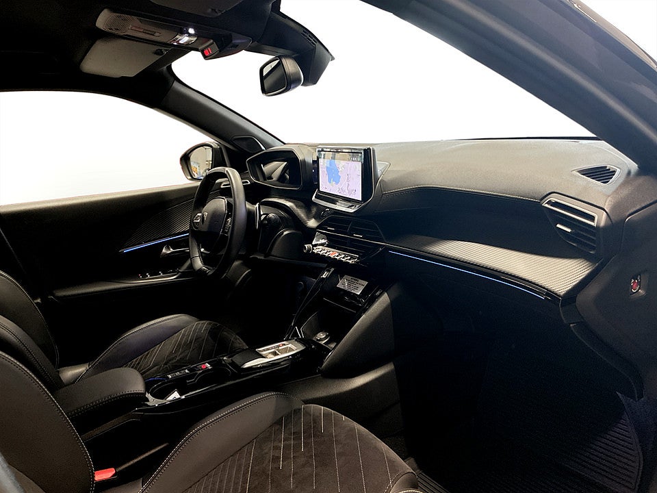 Bild på Peugeot 2008 GT 1.2 PT 130hk Aut B-KAMERA CARPLAY