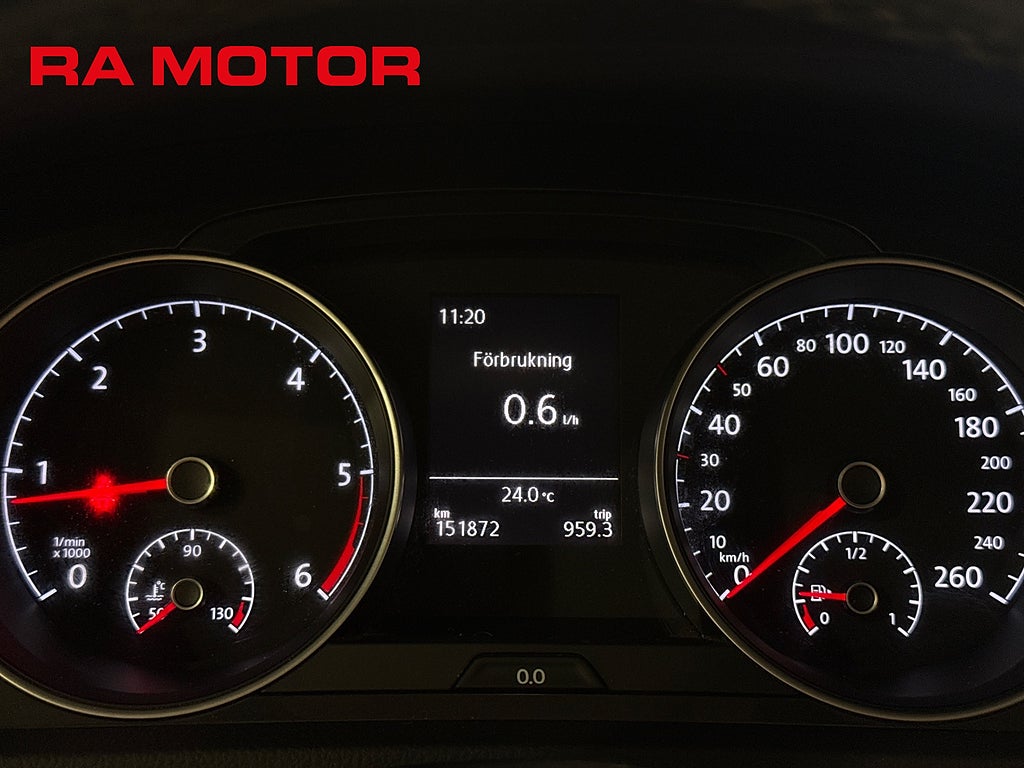 Volkswagen Golf SC 1.6 TDI 116hk | D-värm | Drag | Backkamera | 2017