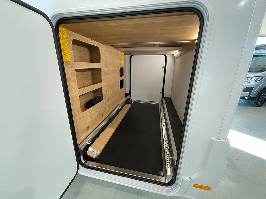 Adria Sonic 700 SL / Automat 180hk / ALDE / Taksäng - Adria