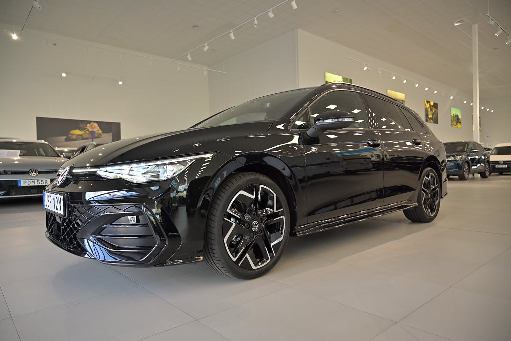 Volkswagen Golf Sportscombi 1.5 eTSI 150hk *LAGERBIL*