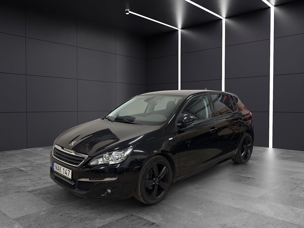 Peugeot 308 1.2 PureTech 110 Active|NY BESIKTIGAD|AC|SERVAD|PANORAM