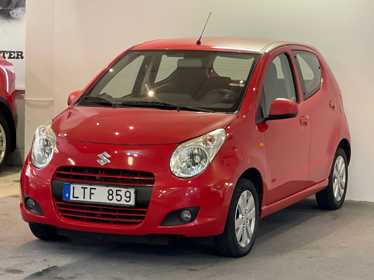 Suzuki Alto 1.0 VVT 68hk 2011, kuva 3/30