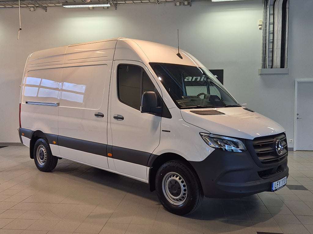 Mercedes-Benz eSprinter 414 81 kWh A2 Skåp PRO