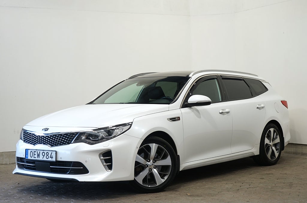 Kia Optima Sport Wagon 1.7 GT-Line Panorama H/K B-kamera 141hk