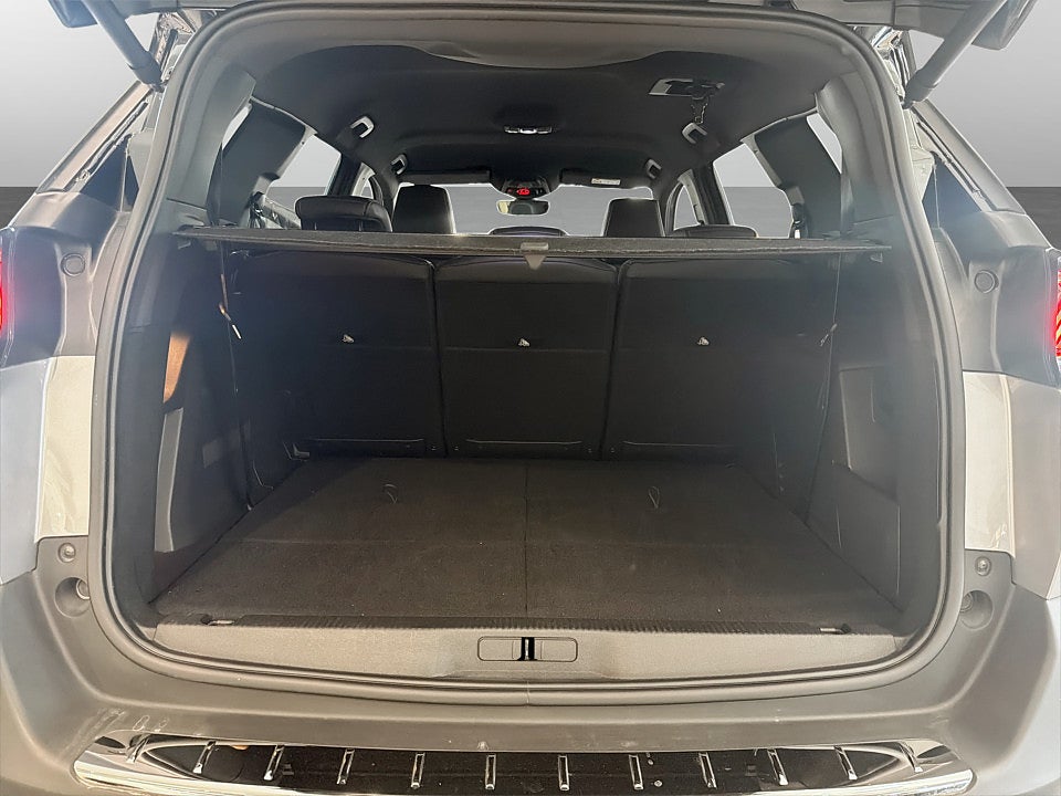 Bild på Peugeot 5008 GT 1.2 PT 130hk Aut 7-SITS B-KAMERA CARPLAY