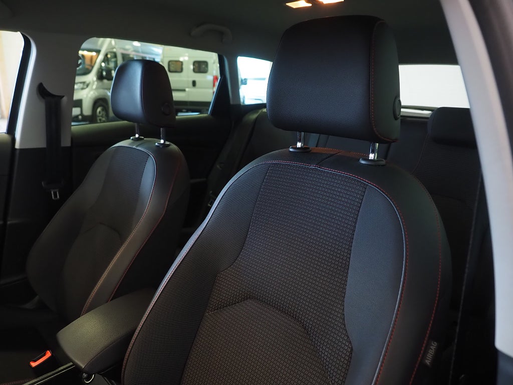 Seat Leon ST 1.5 TSI FR 130hk Dragkrok Kamera Cockpit Beats 2020