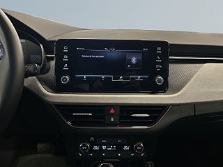 Skoda Kamiq 1.0 TSI Selection Drag/Kamera/MoK/LED-ramp/S&V- Däck