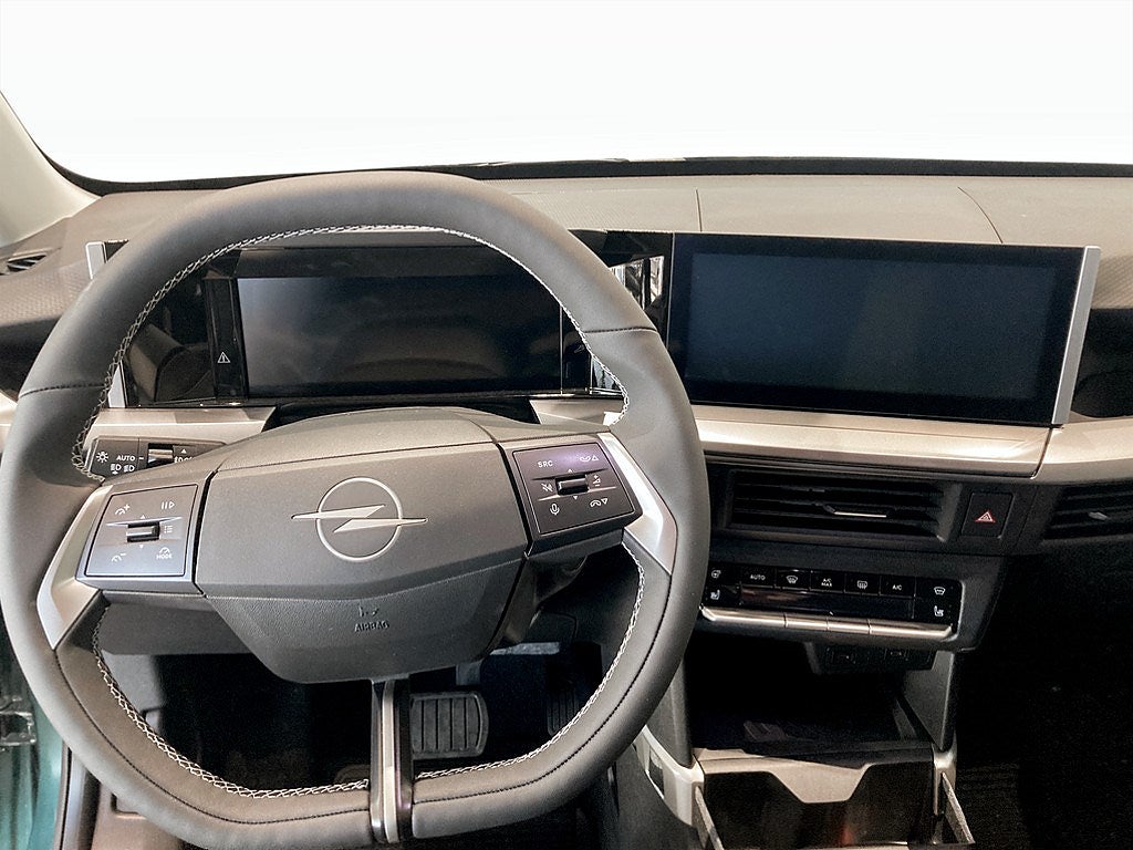 Bild på Opel Frontera GS Hybrid 136hk - DEMO