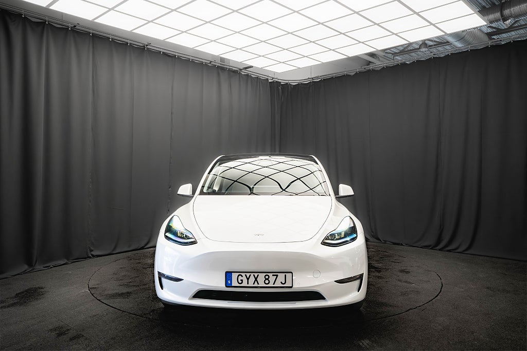 Tesla Model Y Long Range AWD DRAG PANO LÄDER 1-ÄGARE BATTERITESTAD