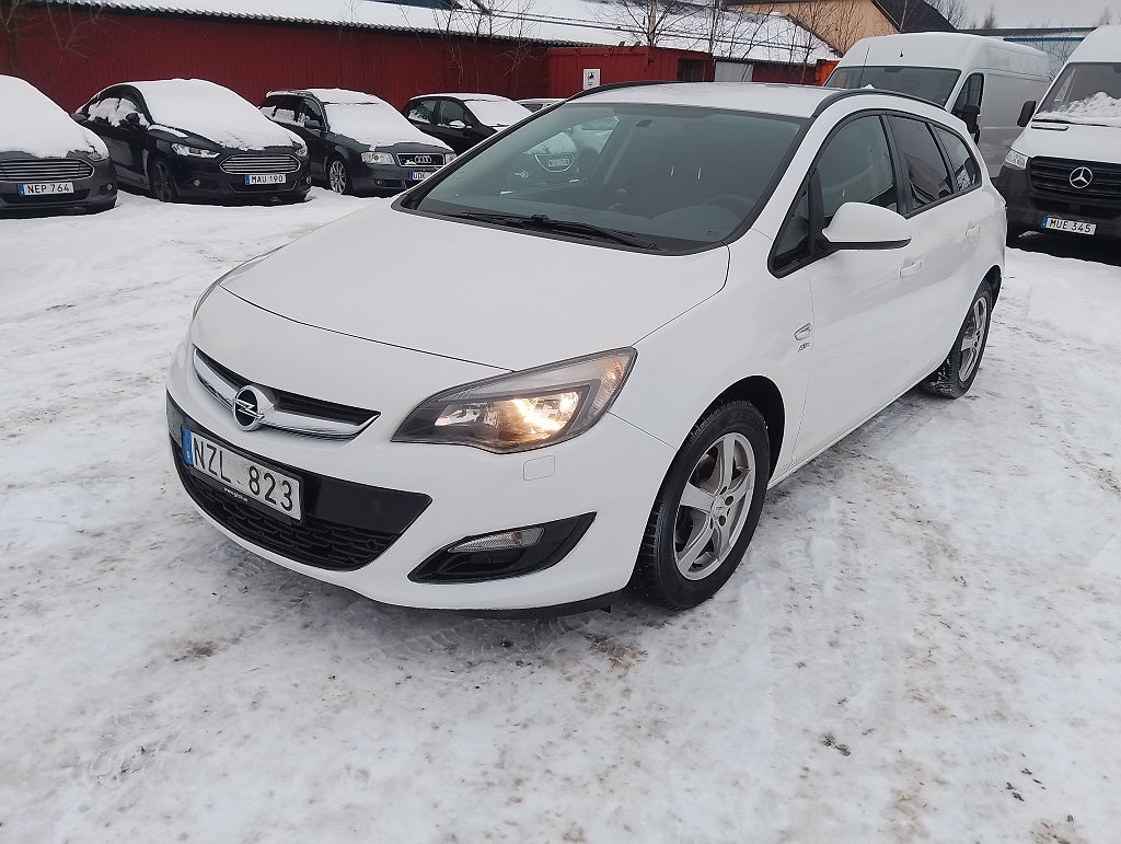 Opel Astra Sports Tourer 1.6 Active Euro 5