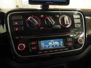Halvkombi Volkswagen Cross Up! 16 av 17