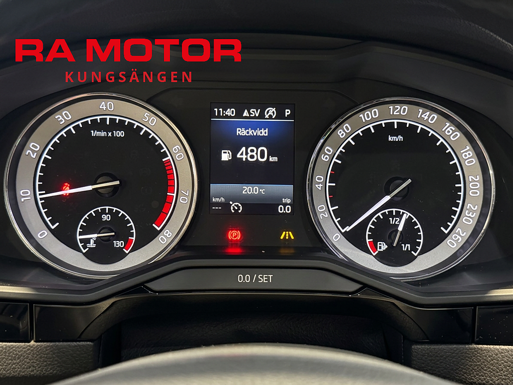 Skoda Superb 1.8 TSI 180hk L&K | Drag | Värmare | Navi | Kamera | 2018