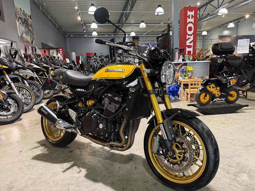 Kawasaki Z900RS SE #Endast 950mil & Akrapovic helsystem# 