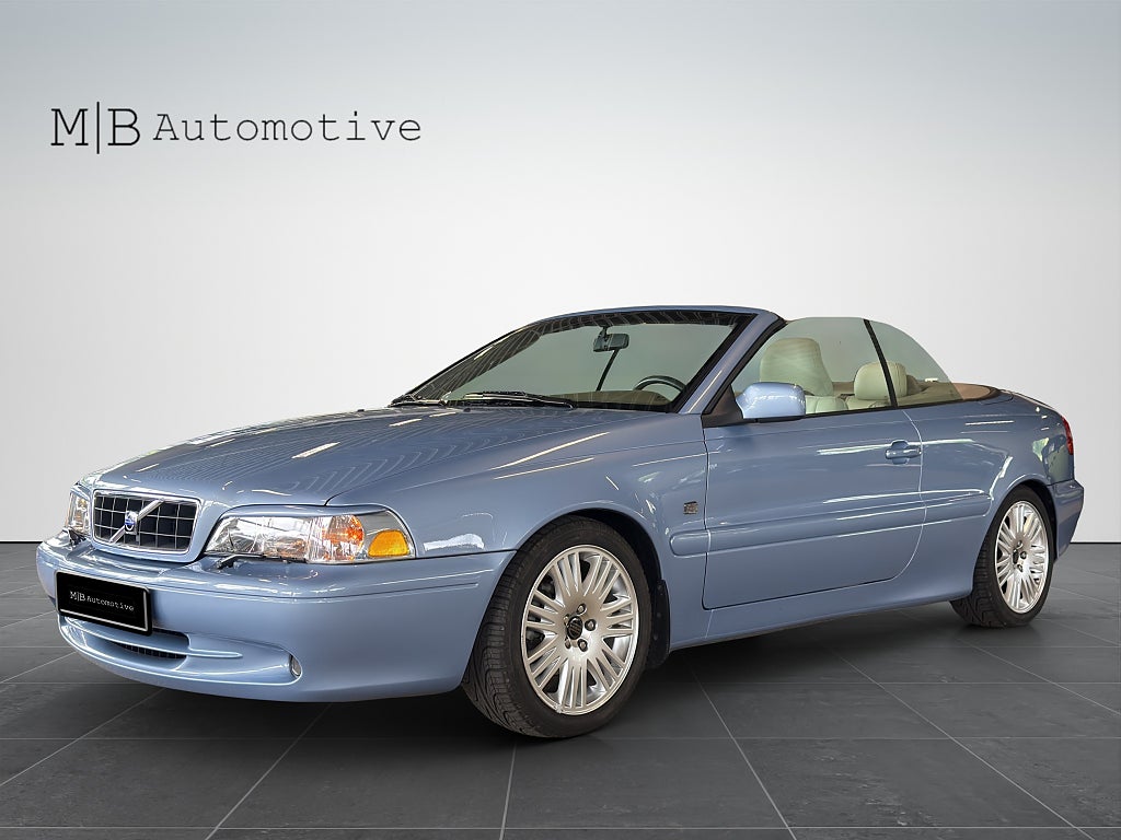 Volvo C70 T5 Cabriolet 2.3 T / Svensksåld / En Ägare / 