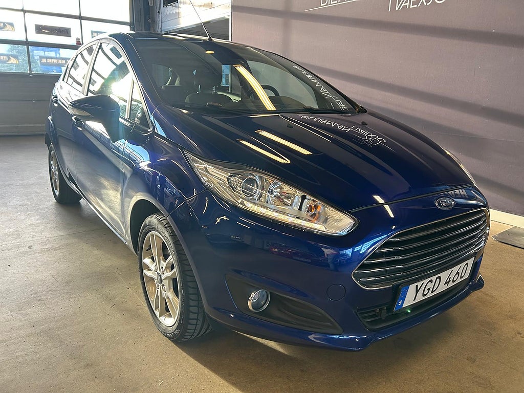 Ford Fiesta 100Hk 5-dörr 1.0  EcoBoost Titanium/Nyservad Ny kamrem 