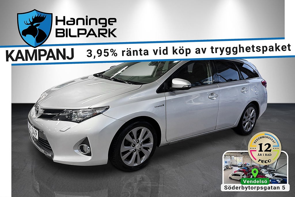 Toyota Auris Hybrid  EDITION 50 SUPERDEAL 3.95% / B-KAM / PANO / BT