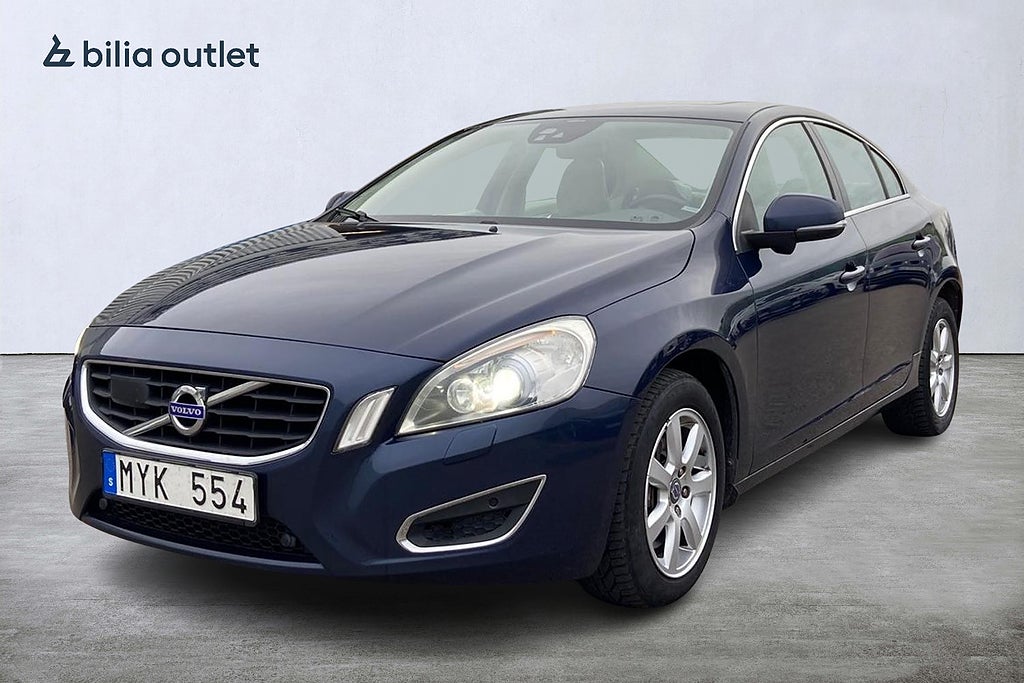 Volvo S60 D5 AWD Summum 215hk / Kamera Värmare Taklucka Navi