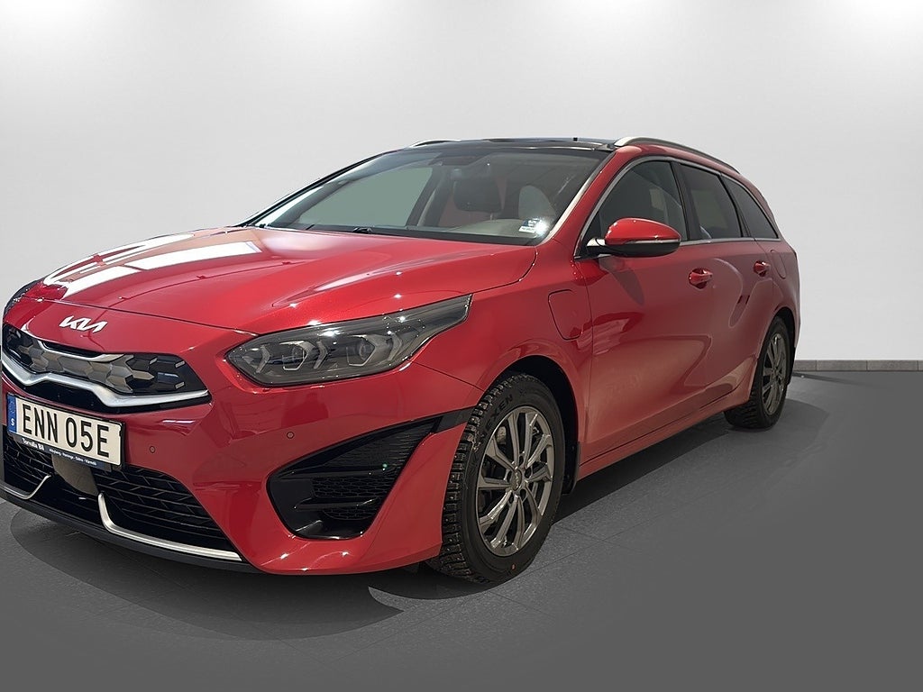 Kia Ceed SW Plug in Hybrid DCT Advance Plus Panorama, Inkl.Vhjul
