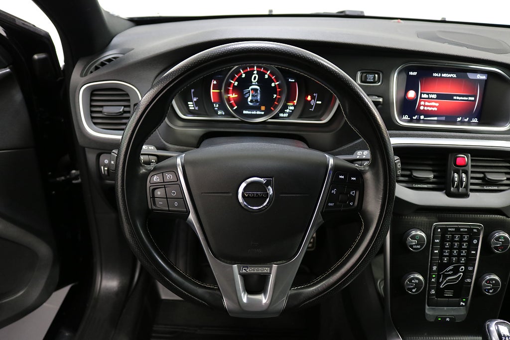 Volvo V40 2018 - miniatyr 9