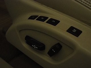 SUV Volvo XC60 18 av 19