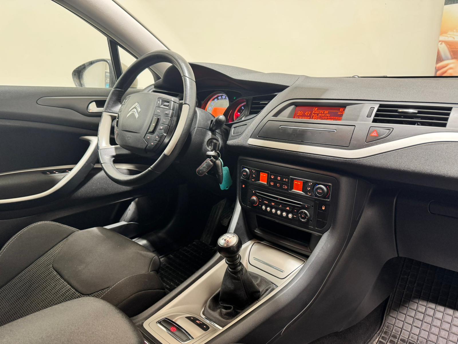 Citroen C5 Tourer 2.0 HDi Euro 5 2012, kuva 2/43