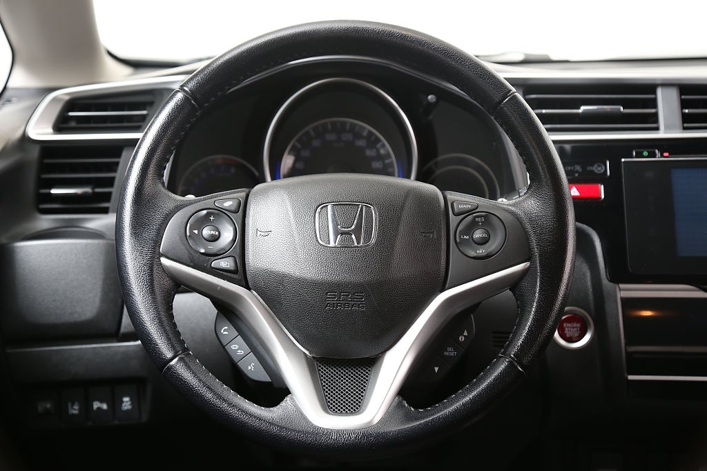 Honda Jazz 1,3 i-VTEC 102hk Elegance Aut 5D 1ägare Dragkrok 2016