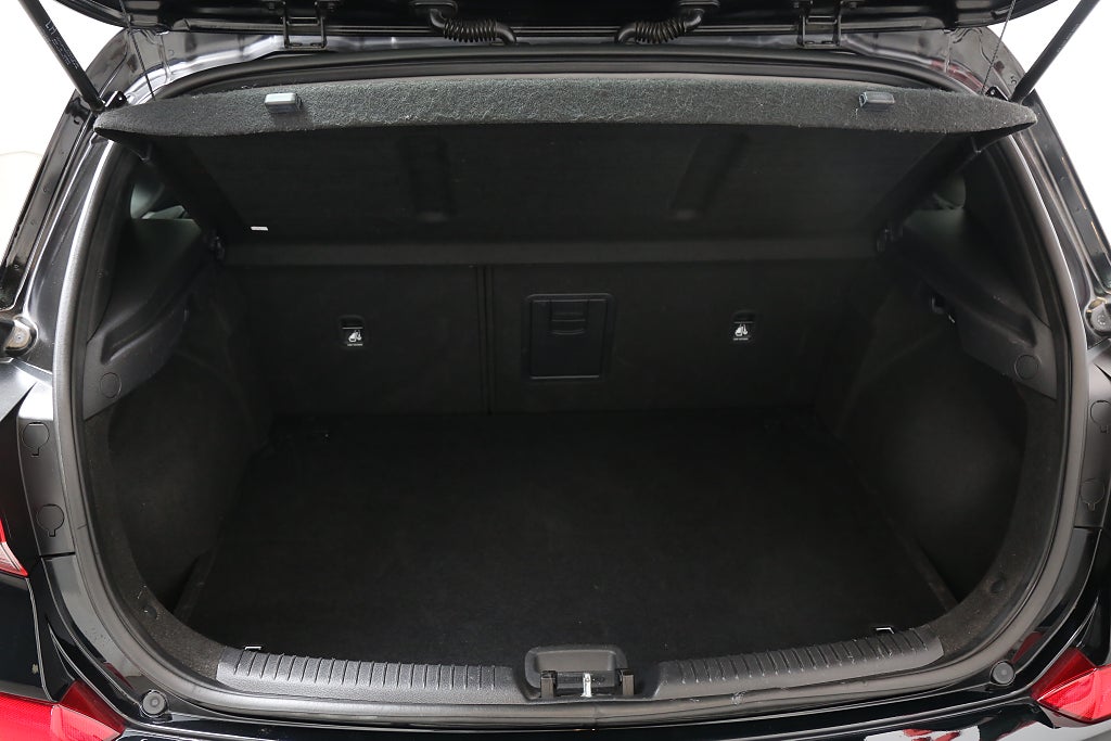 Hyundai i30 1,6  CRDi 136hk Premium Aut Kamera Navi Keyless 2018