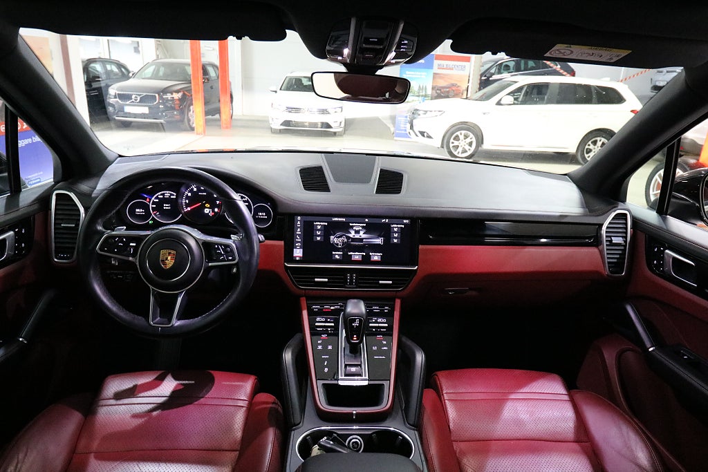 Porsche Cayenne 2020 - miniatyr 9