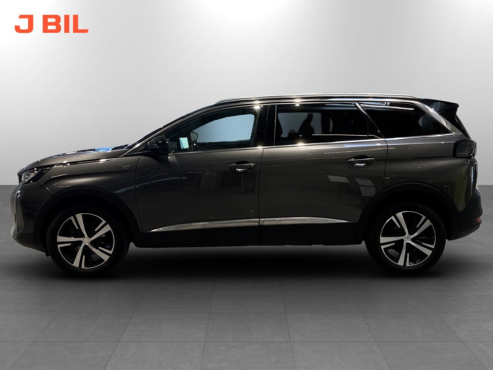 Bild på Peugeot 5008 GT 1.2 PT 130hk Aut 7-SITS 360-KAMERA CARPLAY