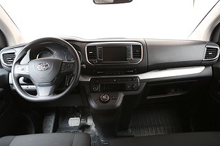 Minibuss Toyota Proace Verso 17 av 24
