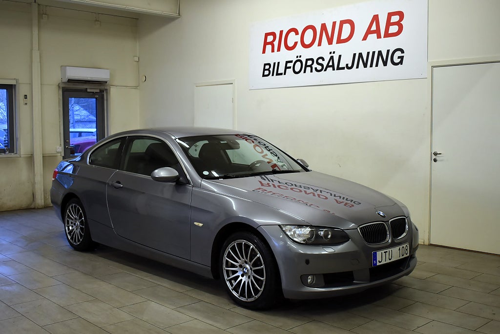 BMW 325 i COUPÉ 218HK 6VXL COMFORT 2 BRUKARE M-VÄRM